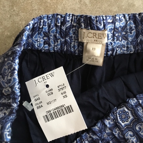 J.Crew Blue & White Patterned Cinched Mini Skirt🆕 - Picture 5 of 6